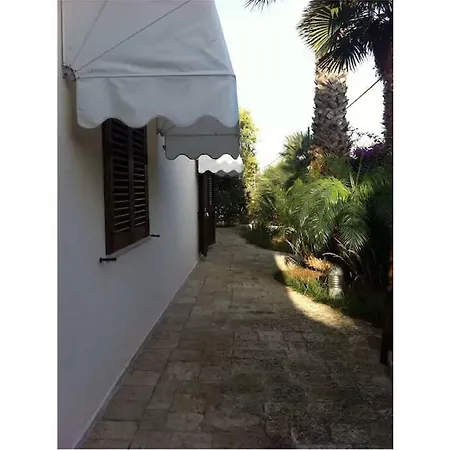 Ice & Fire Villa